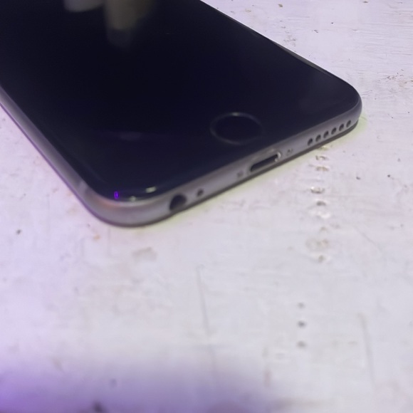 iphone 6 FOR PARTS - Picture 4 of 4